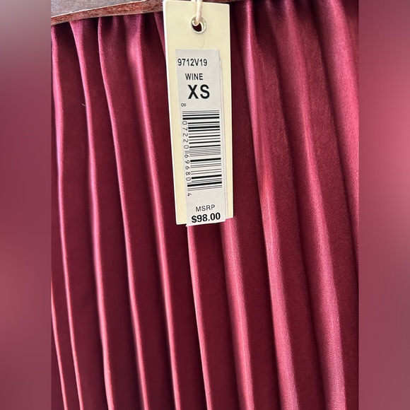 NWT- Max Studio- Pleated Red Satin Maxi Skirt- Size XS - Picture 3 of 8